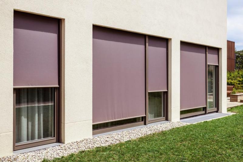 Pourquoi opter pour la motorisation de vos stores &agrave; S&eacute;lestat ?